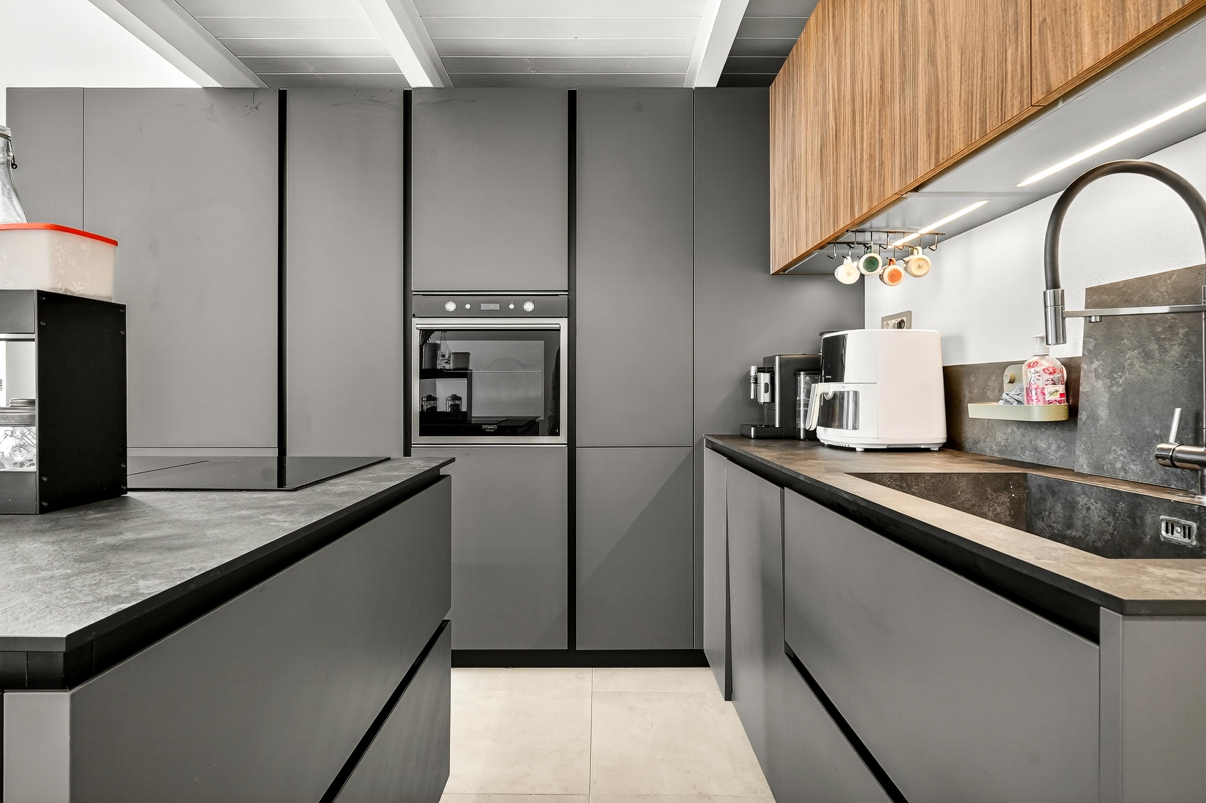 Loft di design in centro – 2 camere, 2 bagni – completamente ristrutturato — Via Mazzini 46, Centro — Foto 8 di 21