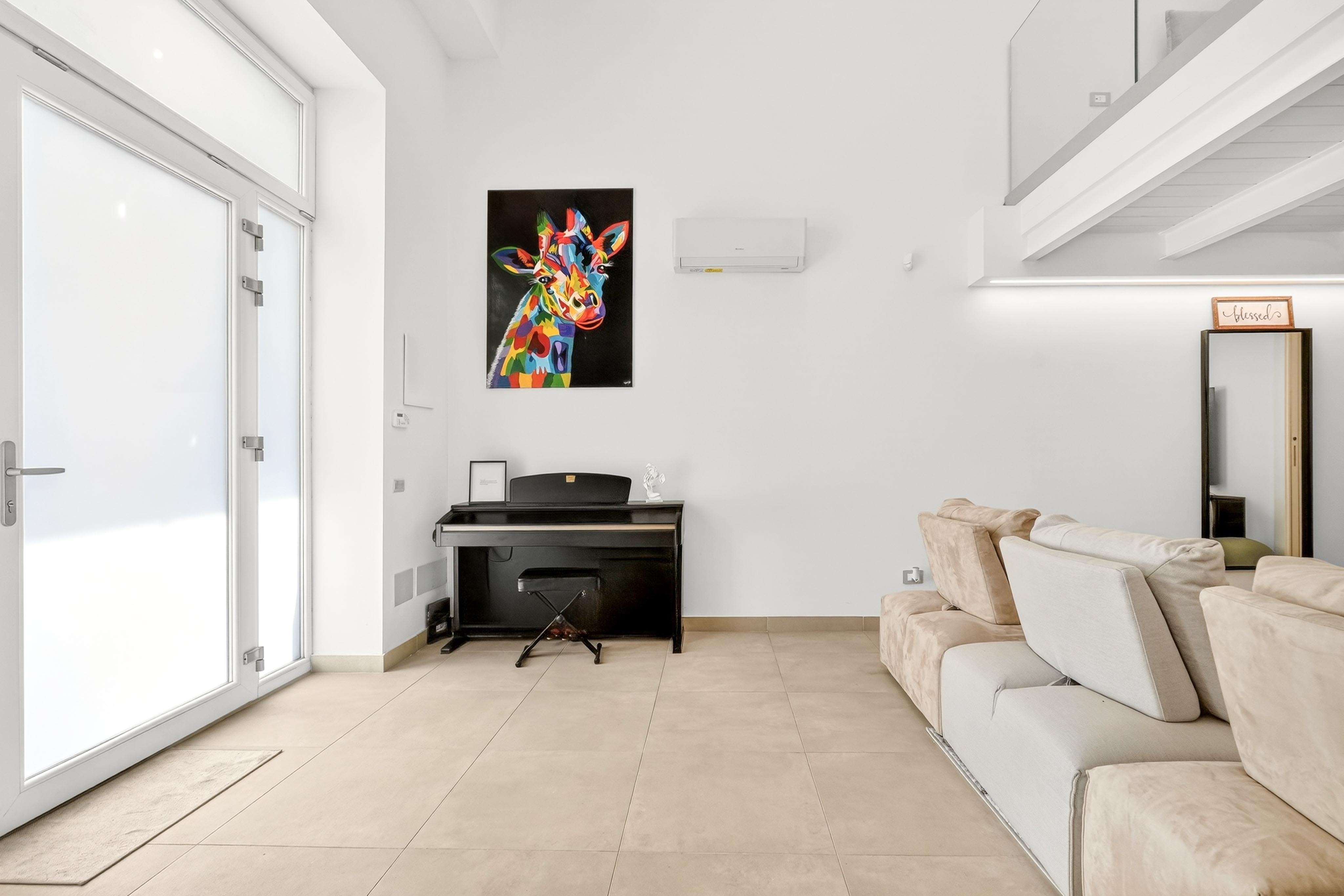 Loft di design in centro – 2 camere, 2 bagni – completamente ristrutturato — Via Mazzini 46, Centro — Foto 10 di 21