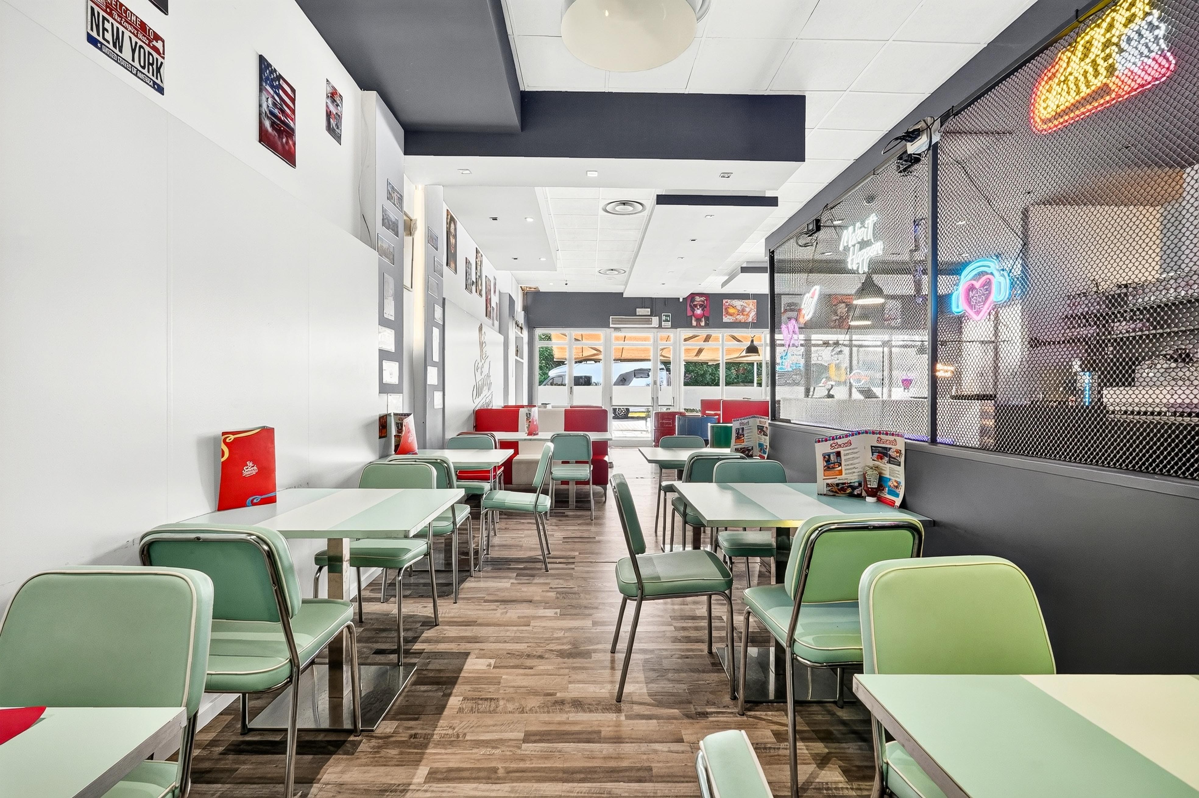 Ristorante in vendita, posizione di forte visibilità — Corso Cavour 50, Dormelletto — Foto 10 di 22