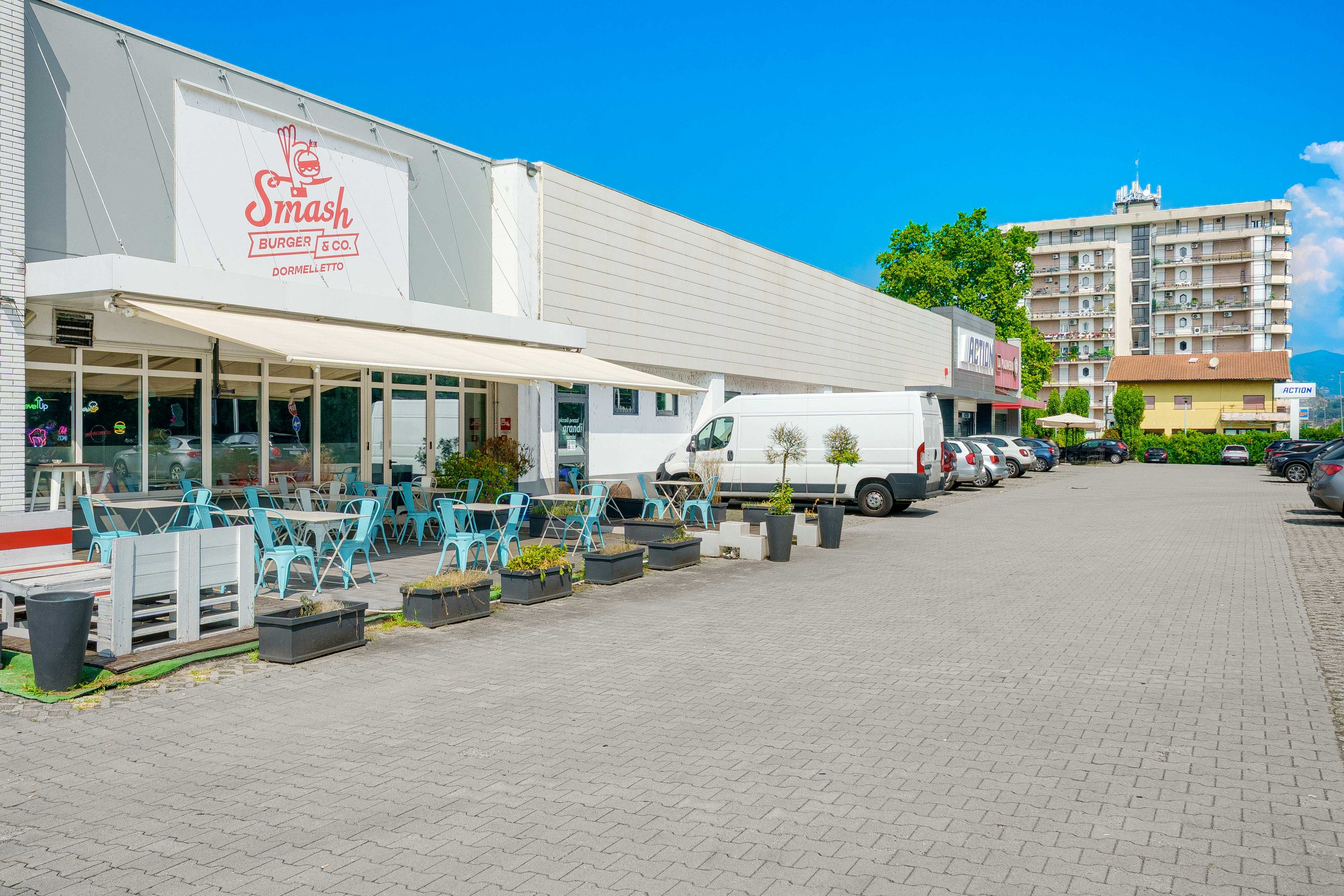 Ristorante in vendita, posizione di forte visibilità — Corso Cavour 50, Dormelletto — Foto 21 di 22