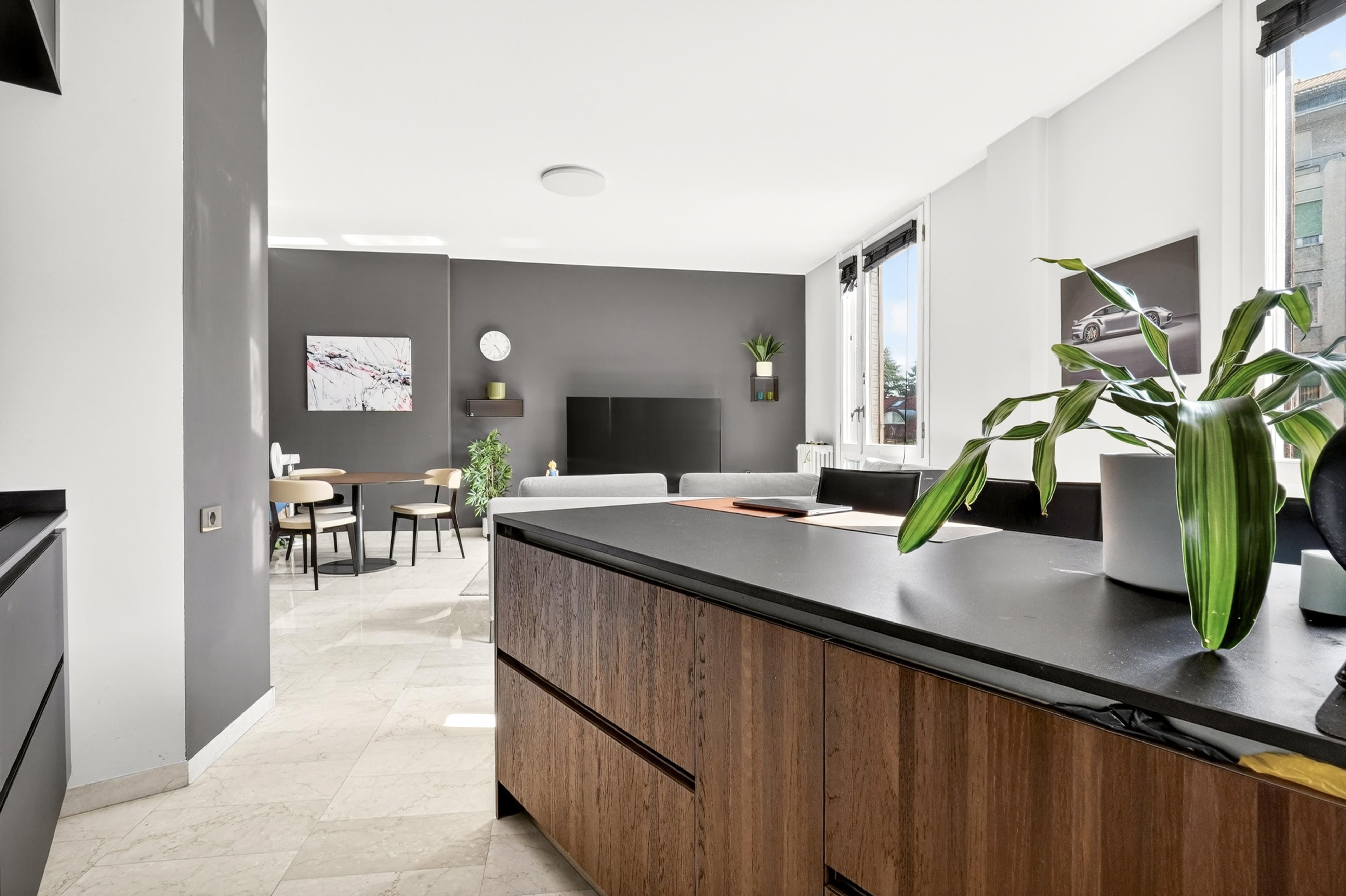 Ampio trilocale trasformabile in quadrilocale — Largo Camussi 2, Centro — Foto 8 di 20