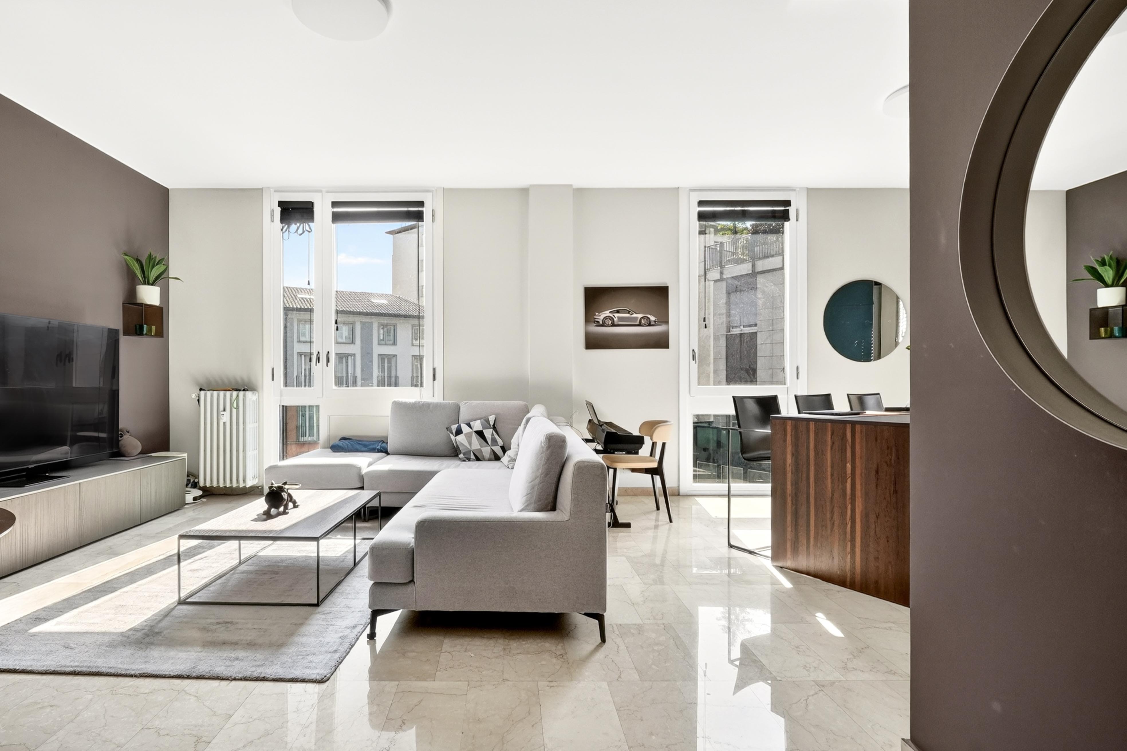 Ampio trilocale trasformabile in quadrilocale — Largo Camussi 2, Centro — Foto 1 di 20