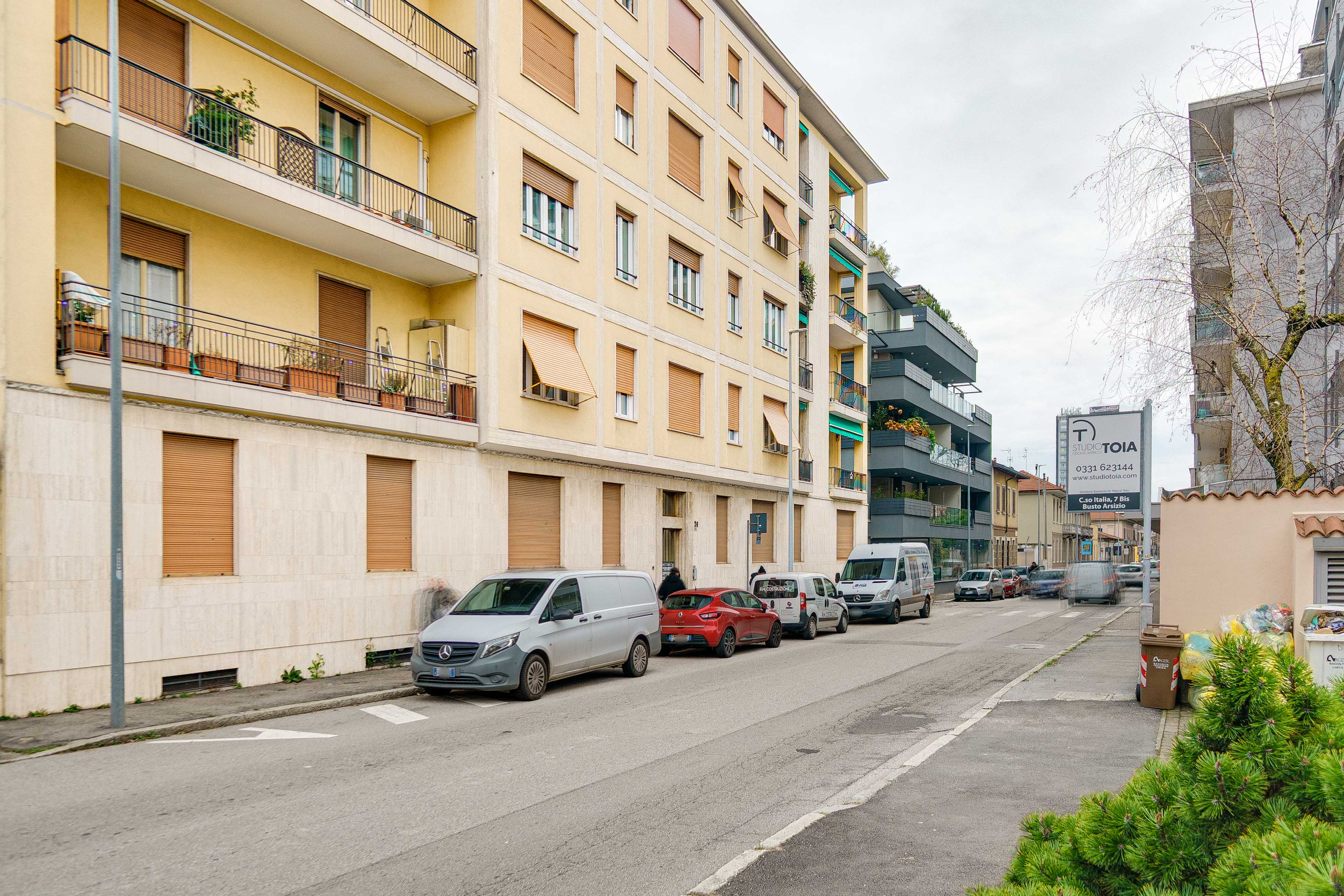 Ultimo piano – ampio trilocale di 138 mq con doppi servizi — Via Sella 26, Ospedale — Foto 21 di 22