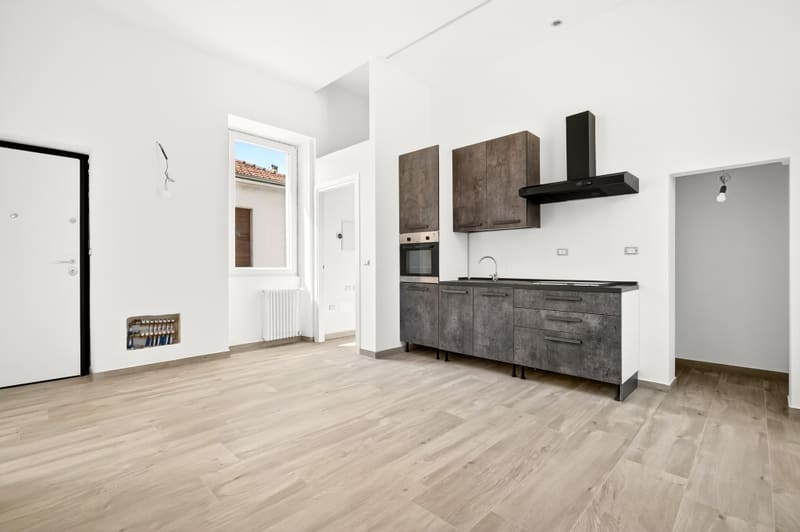 Appartamenti autonomi senza spese condominiali — Zona Frati, Busto Arsizio — Foto 5