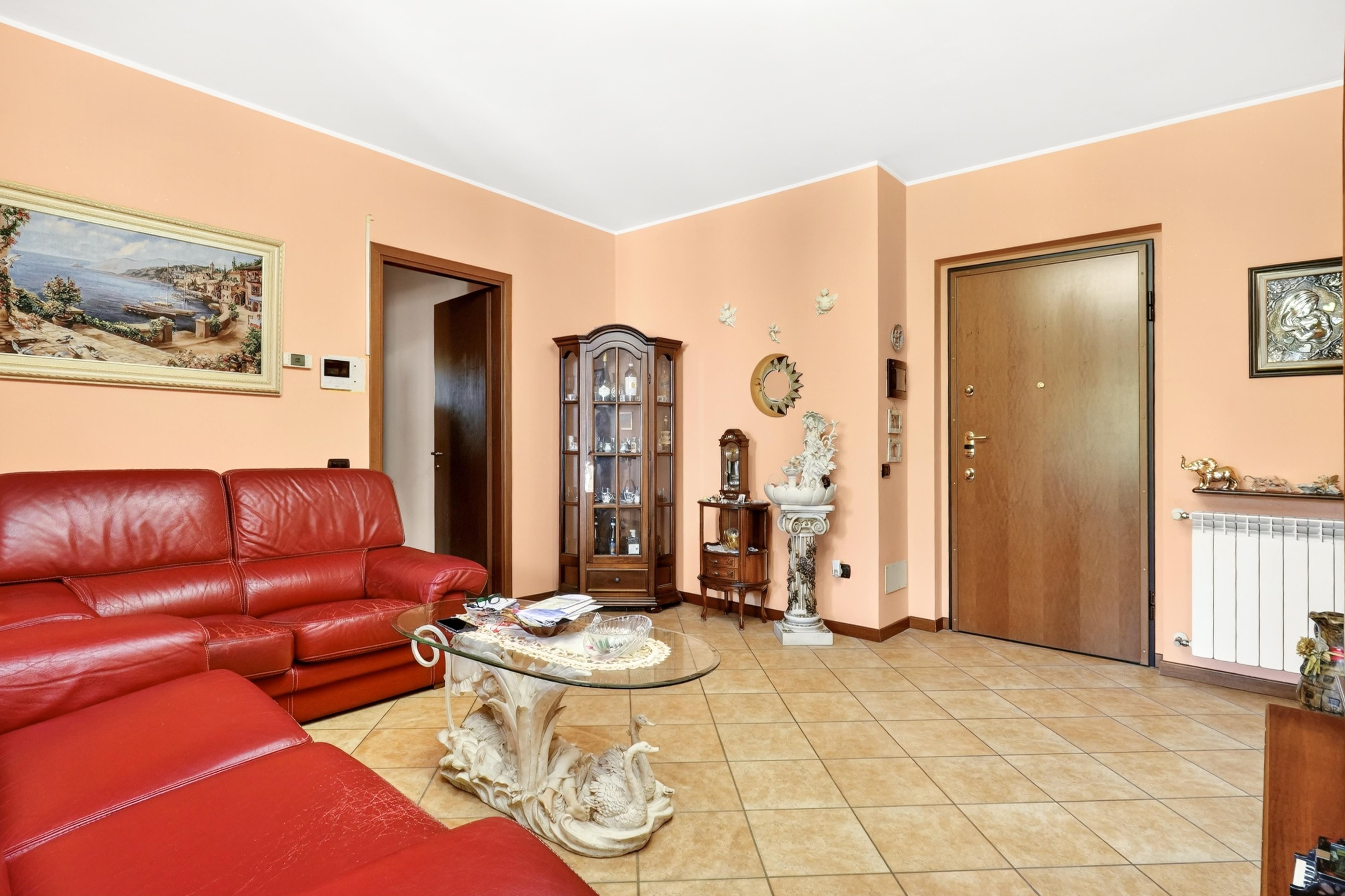 Tre locali con box — Via Firenze 7, Busto Arsizio — Foto 6 di 21